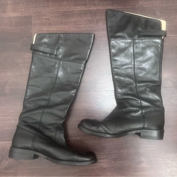 Coach Joele size 8 1/2 Black Leather Riding boot with Detail - Picture 4 of 7
